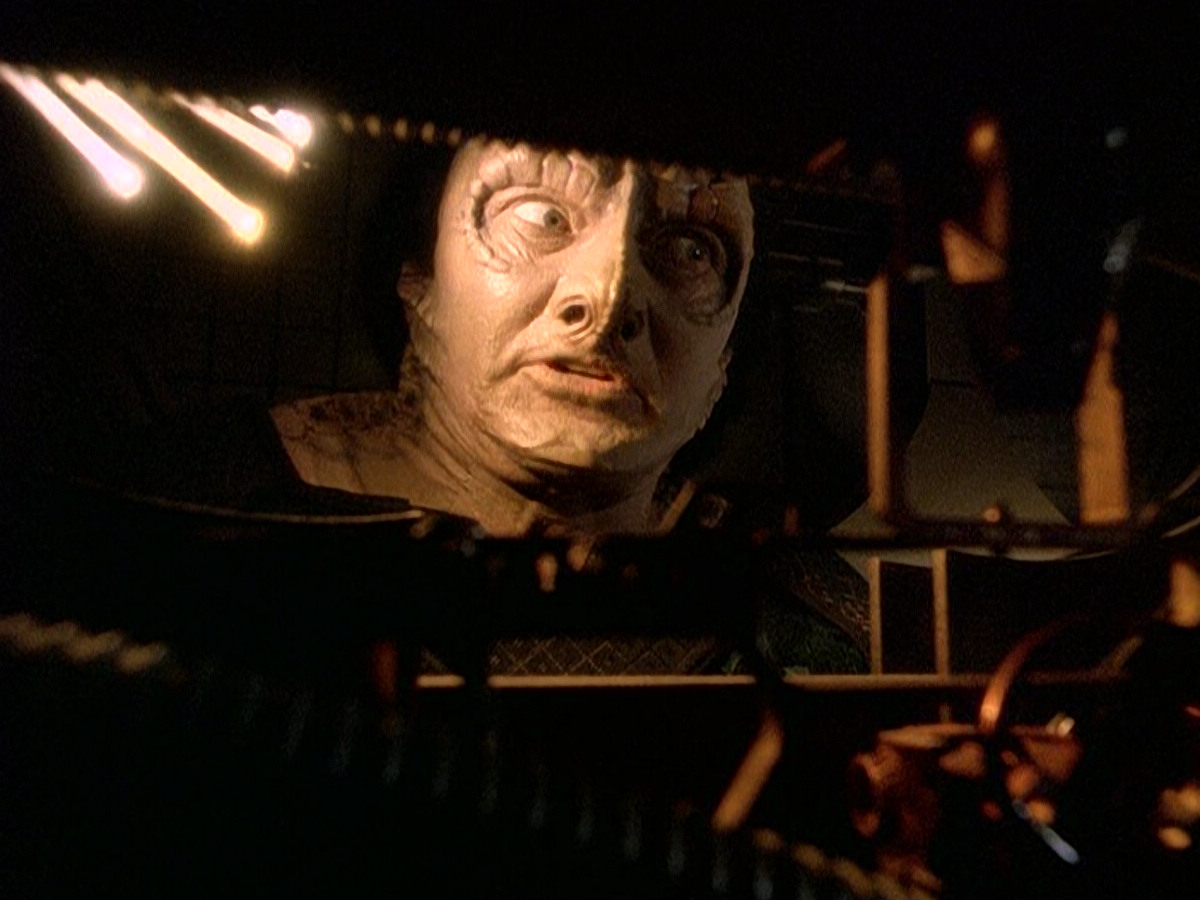 extant_StarTrek_DS9_5x15-ByInfernosLight_00935.jpg