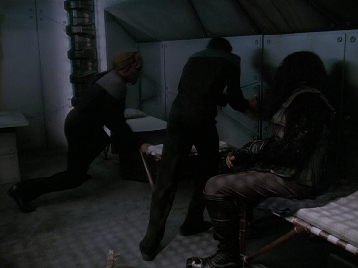 extant_StarTrek_DS9_5x15-ByInfernosLight_00969.jpg