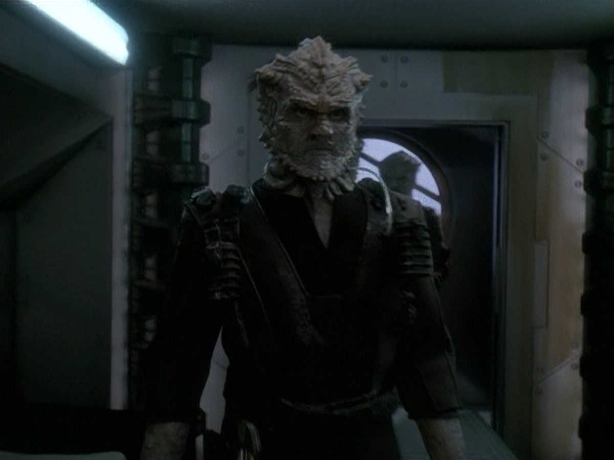 extant_StarTrek_DS9_5x15-ByInfernosLight_00979.jpg