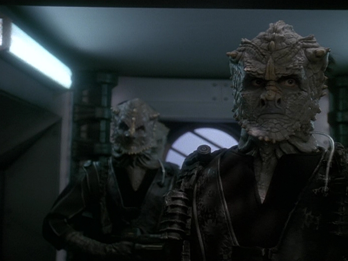 extant_StarTrek_DS9_5x15-ByInfernosLight_00983.jpg