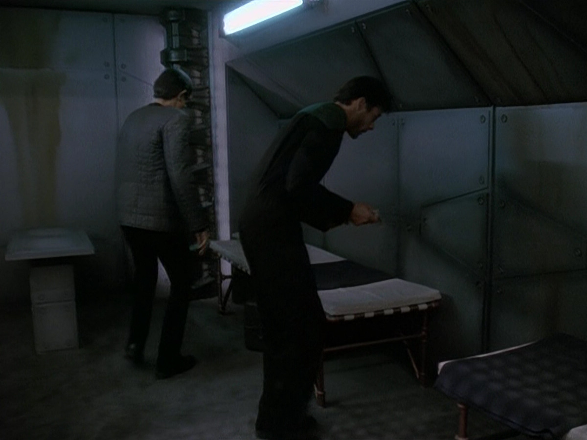 extant_StarTrek_DS9_5x15-ByInfernosLight_01040.jpg