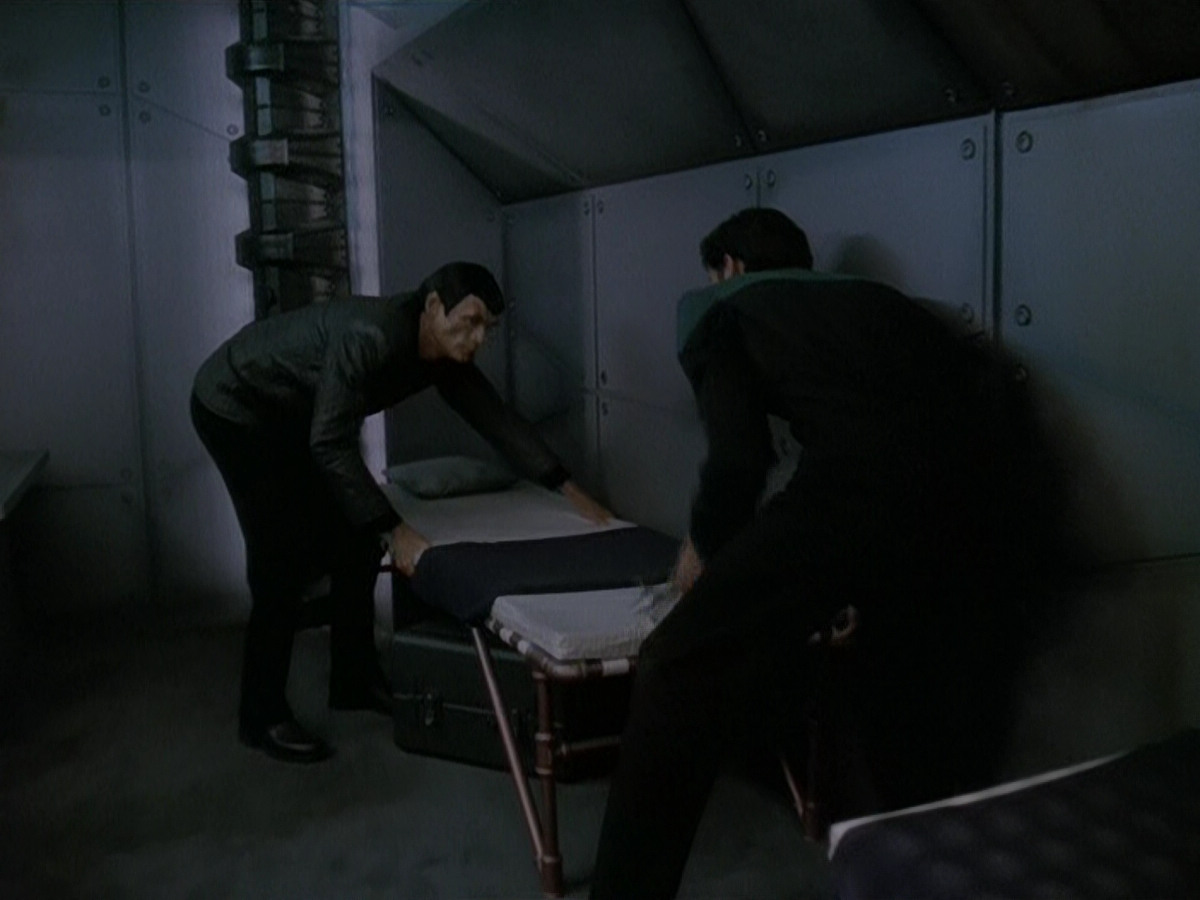 extant_StarTrek_DS9_5x15-ByInfernosLight_01054.jpg