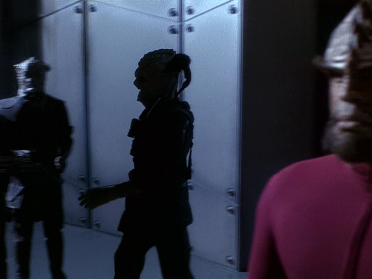 extant_StarTrek_DS9_5x15-ByInfernosLight_01096.jpg