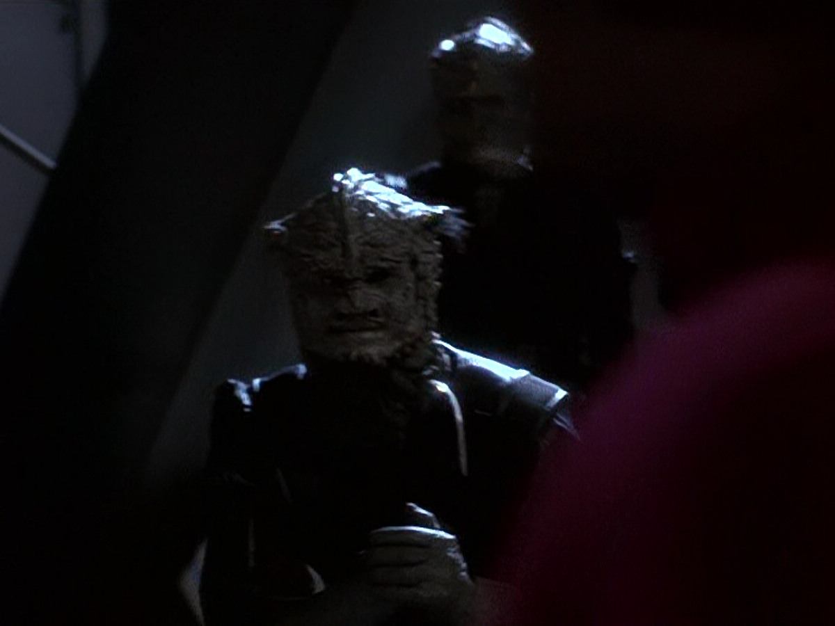 extant_StarTrek_DS9_5x15-ByInfernosLight_01139.jpg