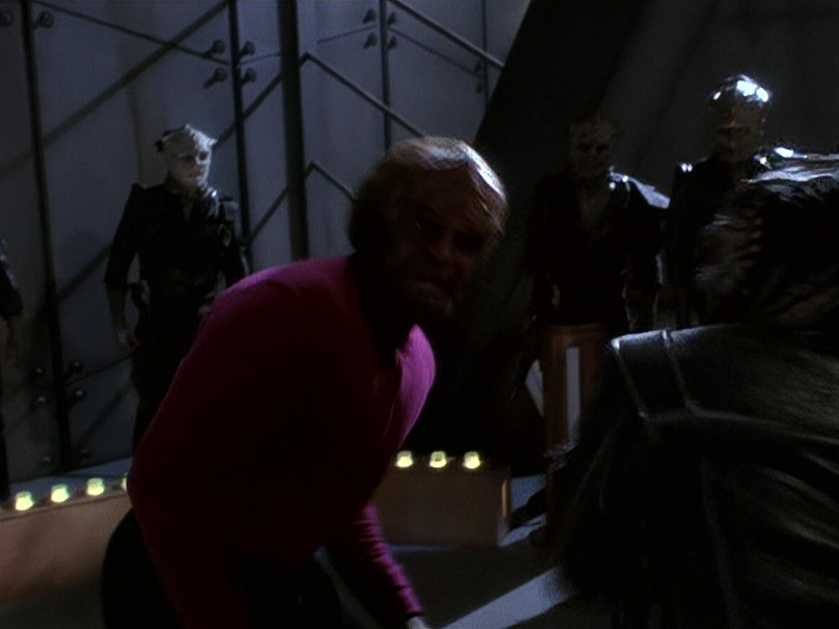 extant_StarTrek_DS9_5x15-ByInfernosLight_01150.jpg