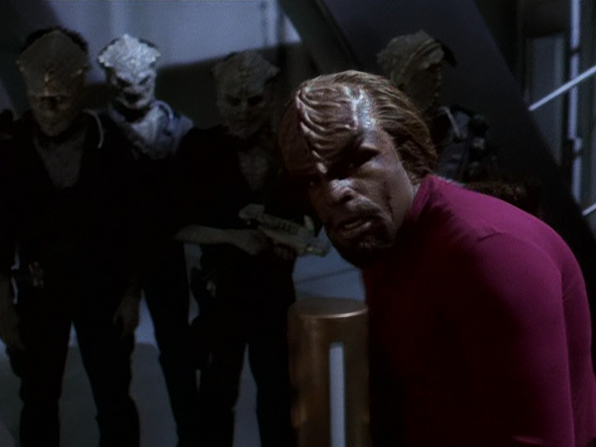 extant_StarTrek_DS9_5x15-ByInfernosLight_01274.jpg