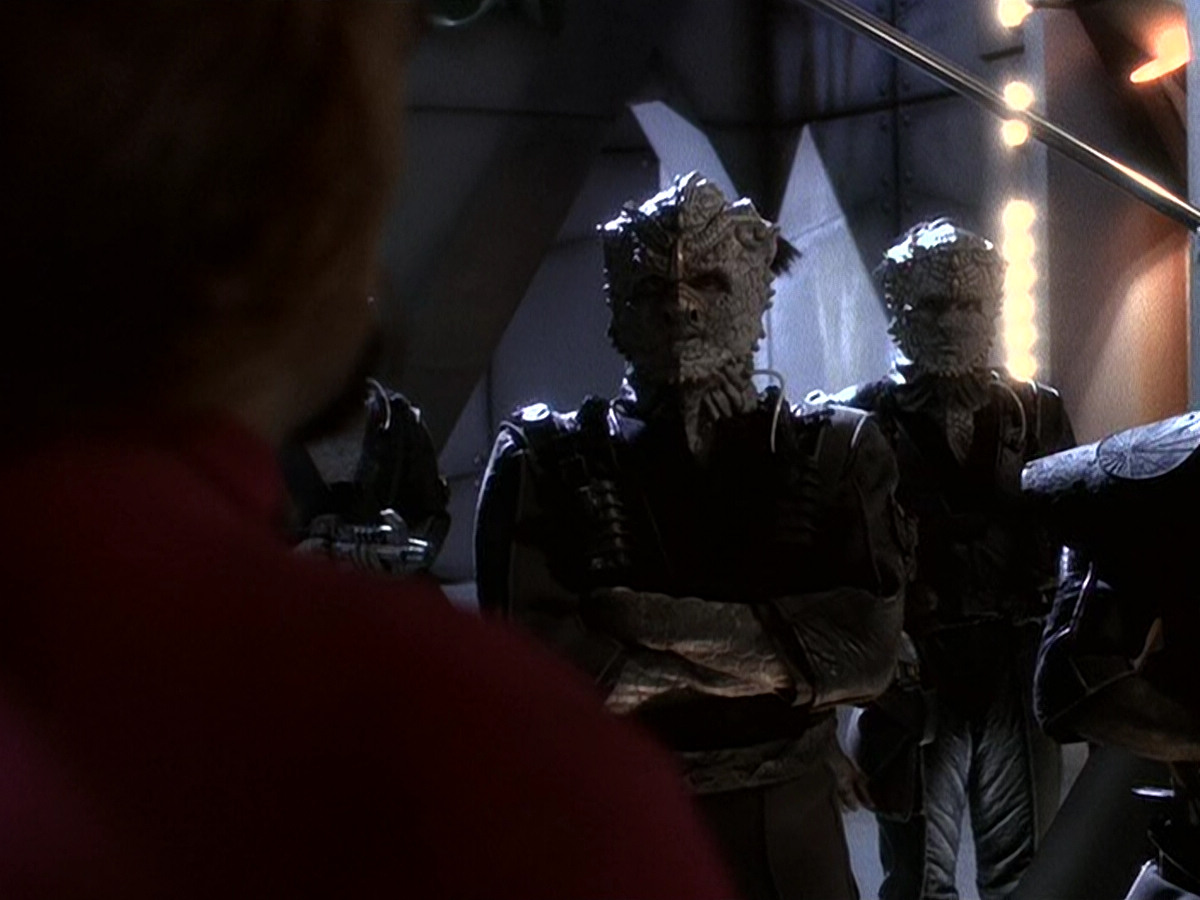extant_StarTrek_DS9_5x15-ByInfernosLight_01284.jpg