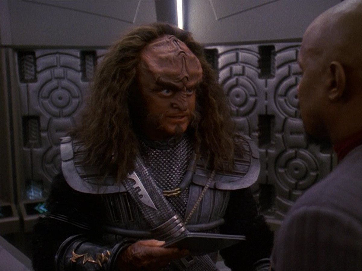 extant_StarTrek_DS9_5x15-ByInfernosLight_01475.jpg