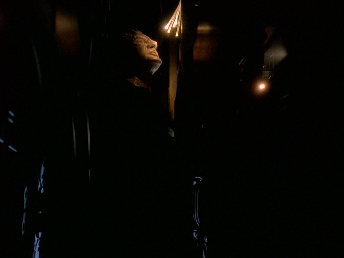extant_StarTrek_DS9_5x15-ByInfernosLight_01723.jpg