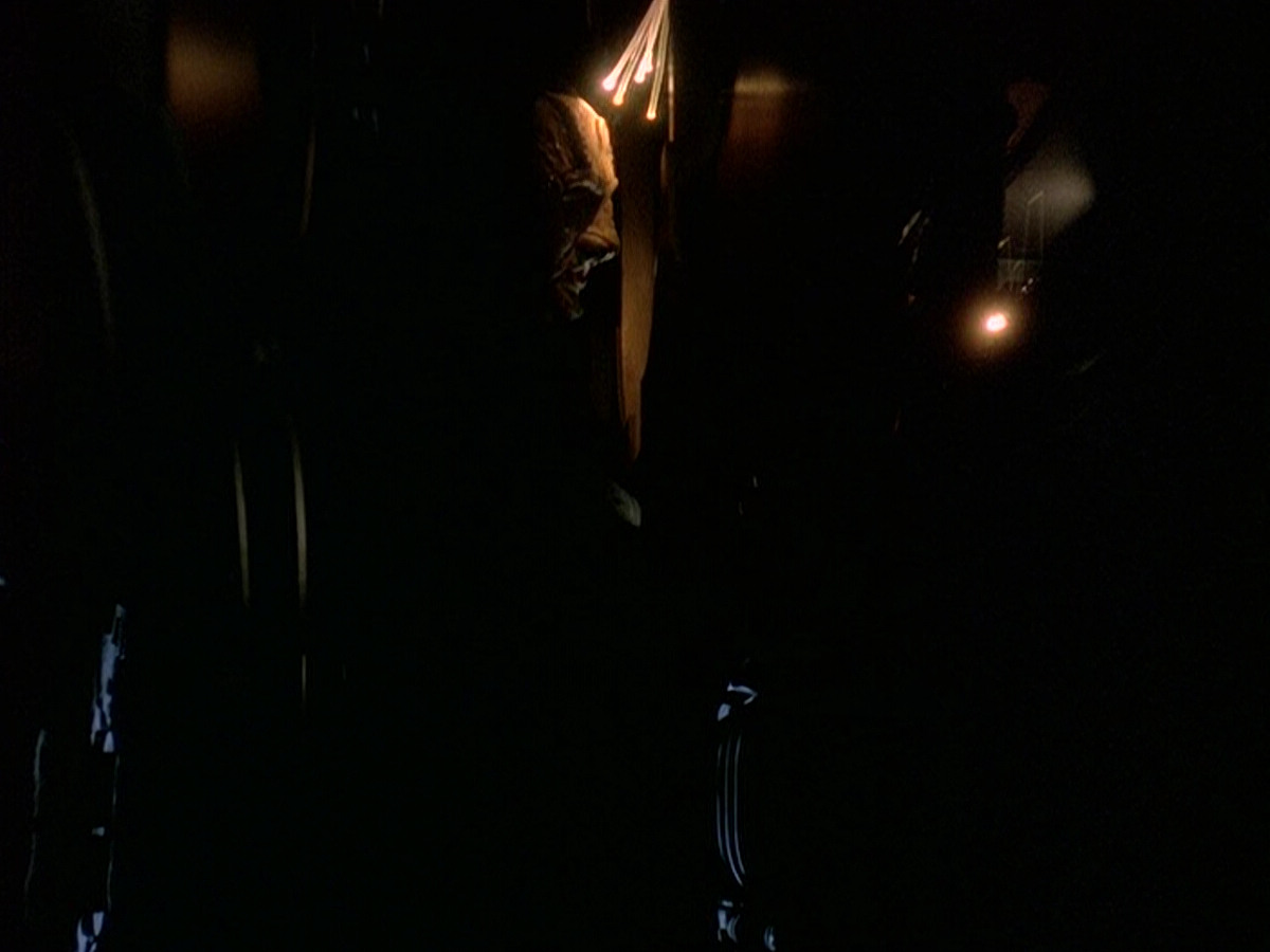 extant_StarTrek_DS9_5x15-ByInfernosLight_01739.jpg
