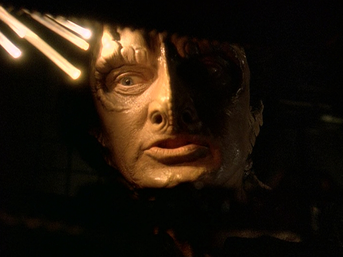 extant_StarTrek_DS9_5x15-ByInfernosLight_01765.jpg