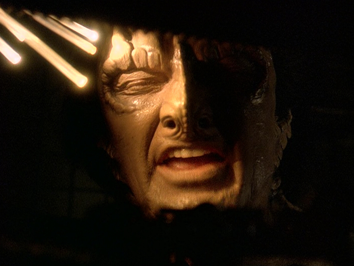 extant_StarTrek_DS9_5x15-ByInfernosLight_01770.jpg