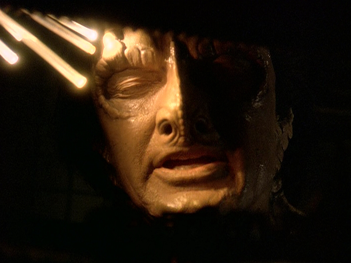 extant_StarTrek_DS9_5x15-ByInfernosLight_01772.jpg