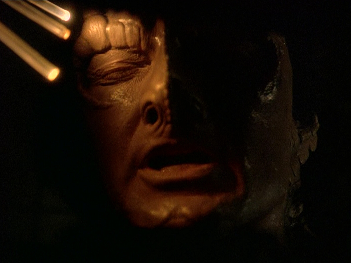 extant_StarTrek_DS9_5x15-ByInfernosLight_01783.jpg