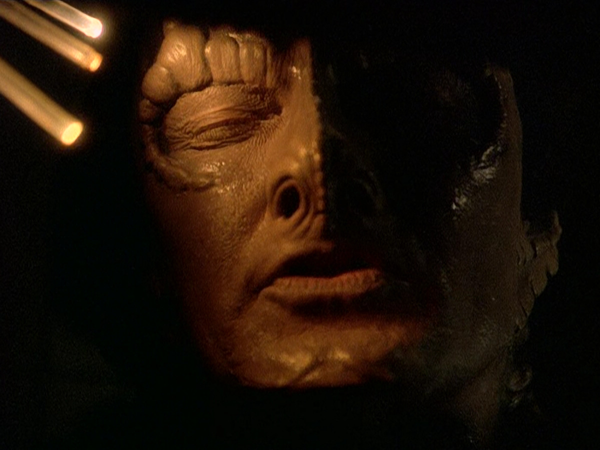 extant_StarTrek_DS9_5x15-ByInfernosLight_01785.jpg