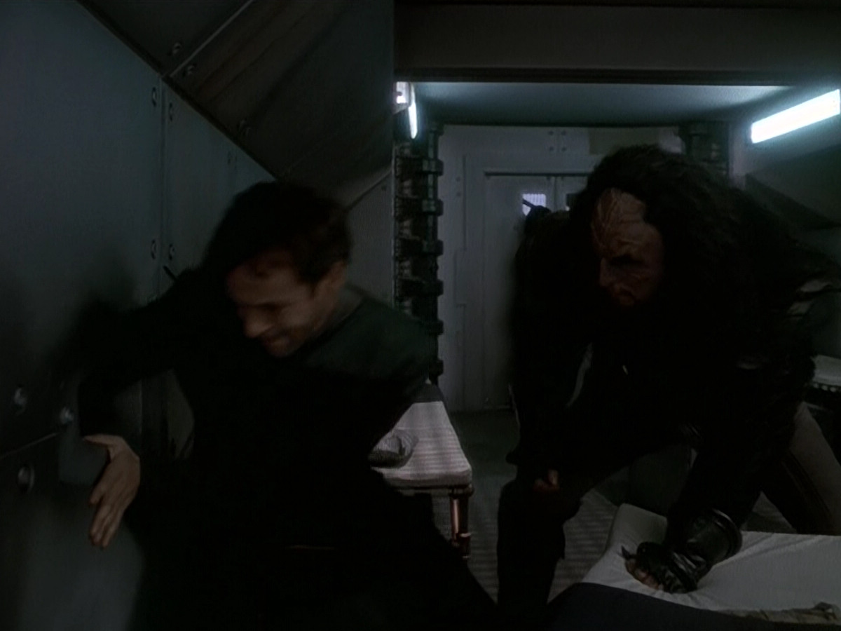 extant_StarTrek_DS9_5x15-ByInfernosLight_01864.jpg