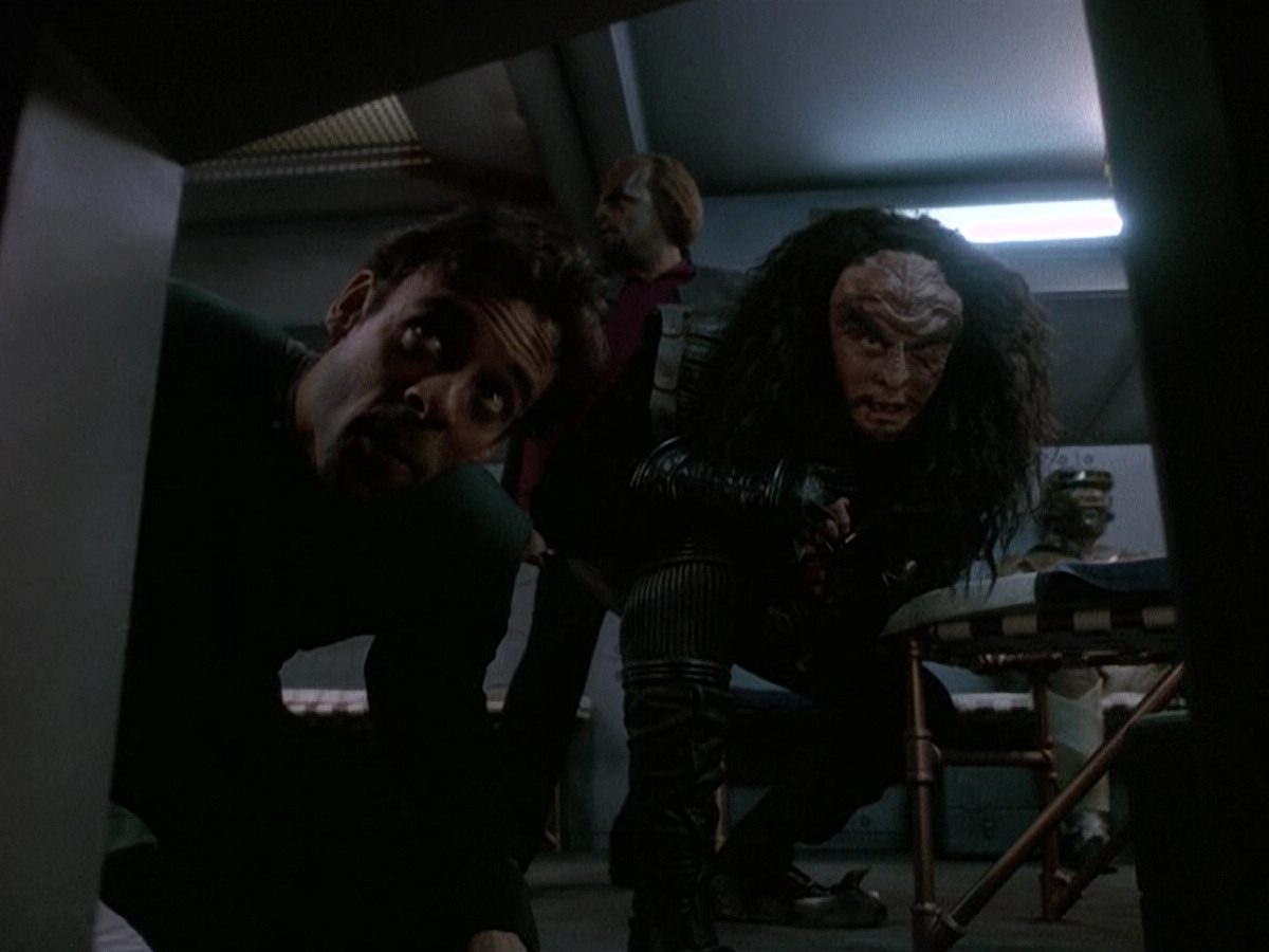 extant_StarTrek_DS9_5x15-ByInfernosLight_01874.jpg