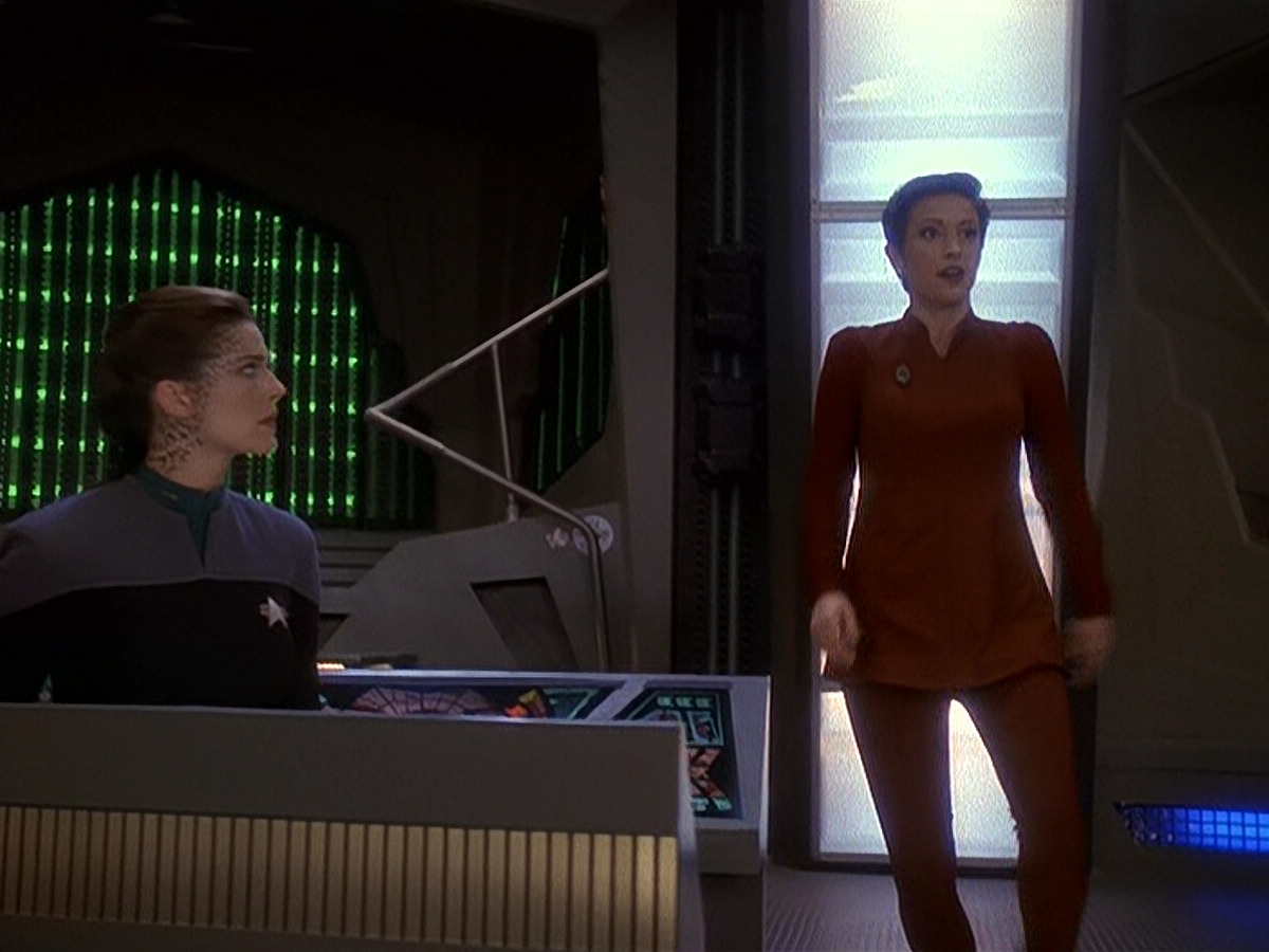extant_StarTrek_DS9_5x15-ByInfernosLight_02000.jpg
