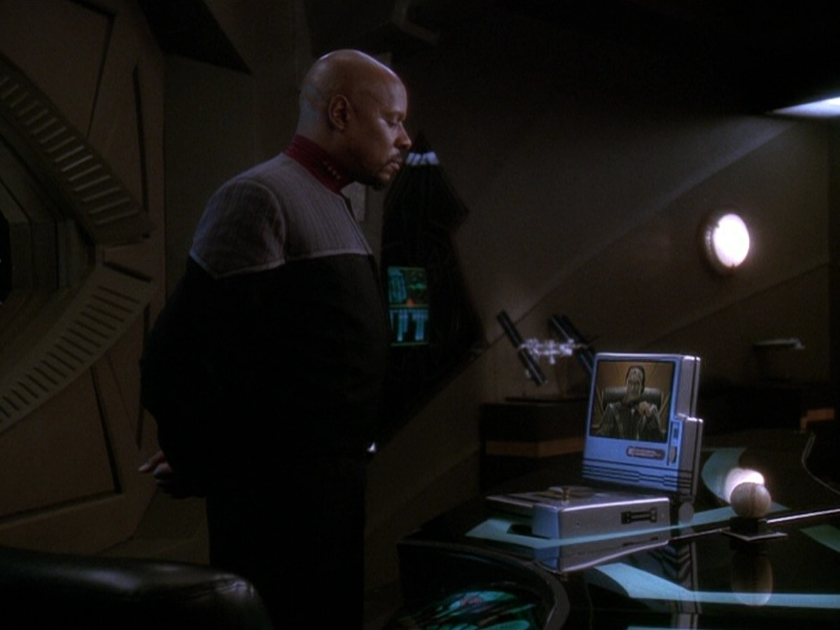 extant_StarTrek_DS9_5x15-ByInfernosLight_02062.jpg