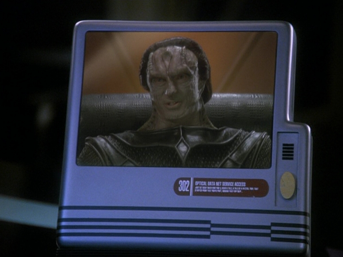 extant_StarTrek_DS9_5x15-ByInfernosLight_02112.jpg