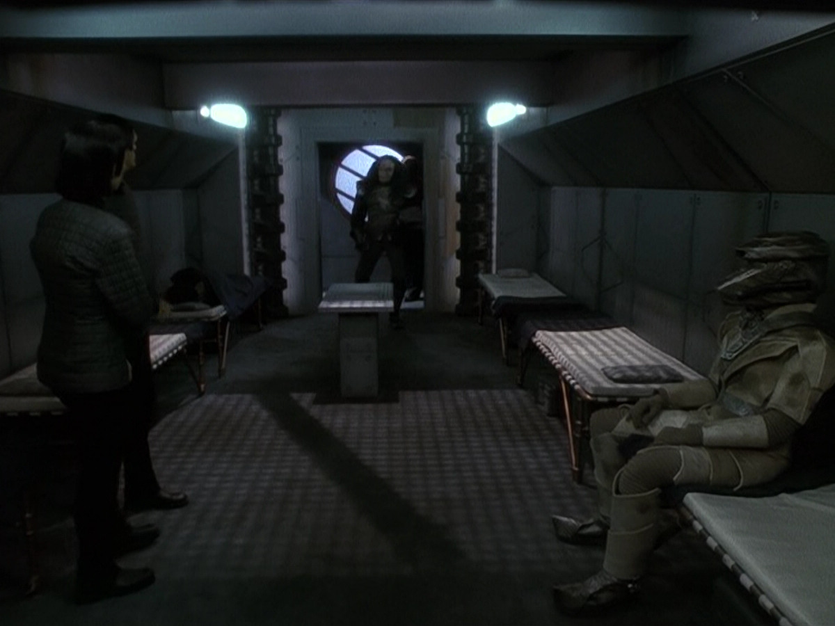 extant_StarTrek_DS9_5x15-ByInfernosLight_02213.jpg