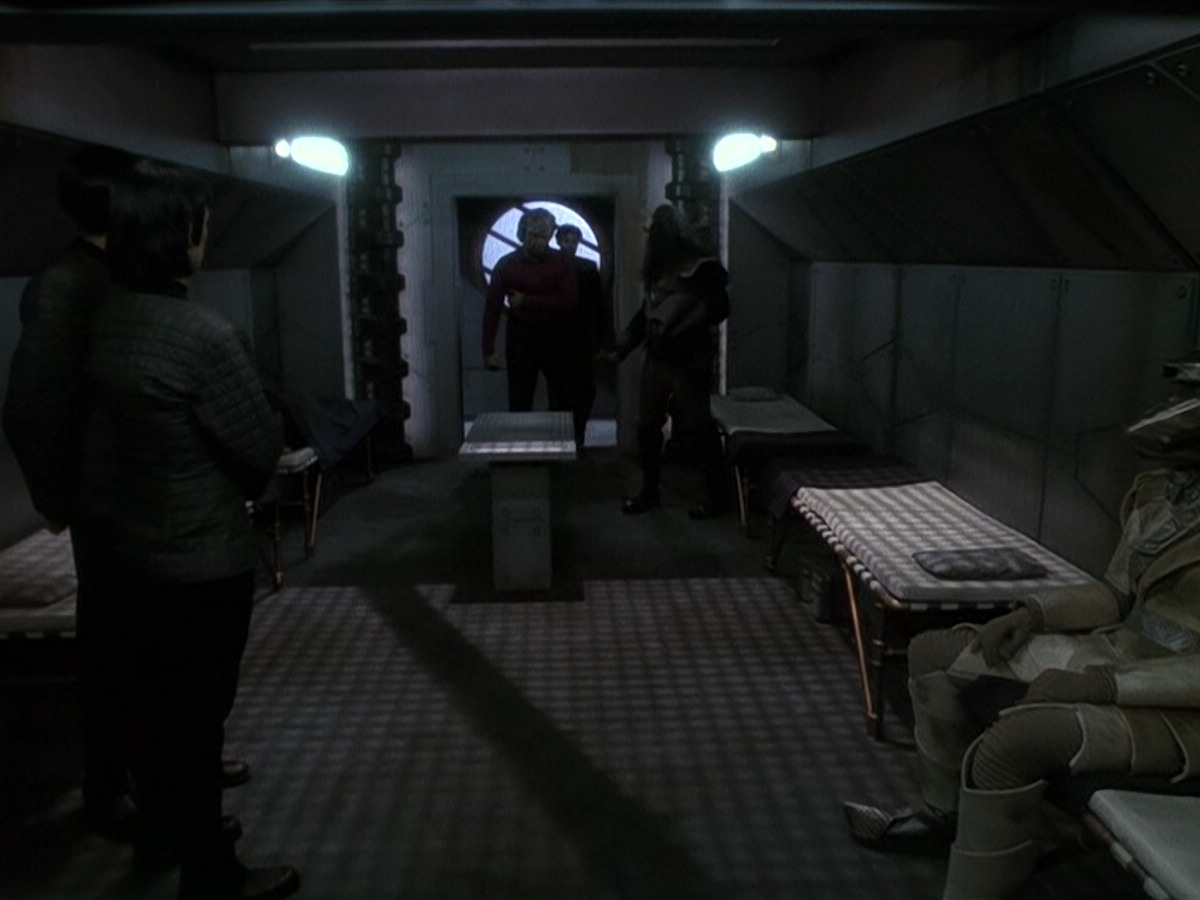 extant_StarTrek_DS9_5x15-ByInfernosLight_02216.jpg