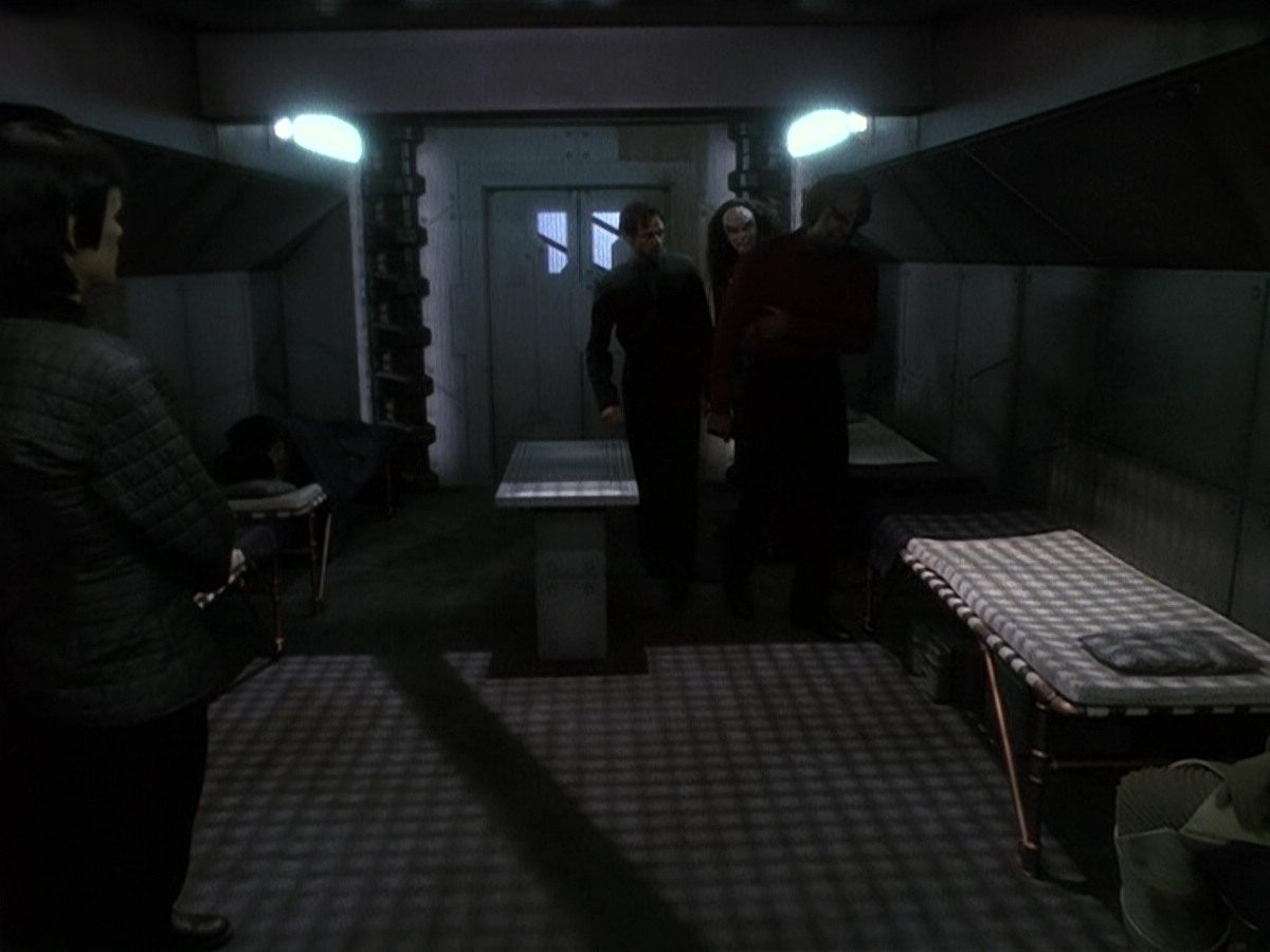extant_StarTrek_DS9_5x15-ByInfernosLight_02221.jpg