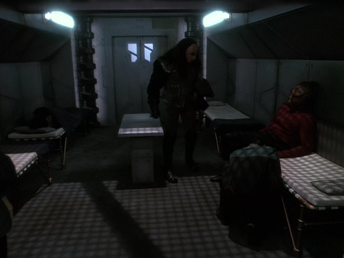 extant_StarTrek_DS9_5x15-ByInfernosLight_02226.jpg