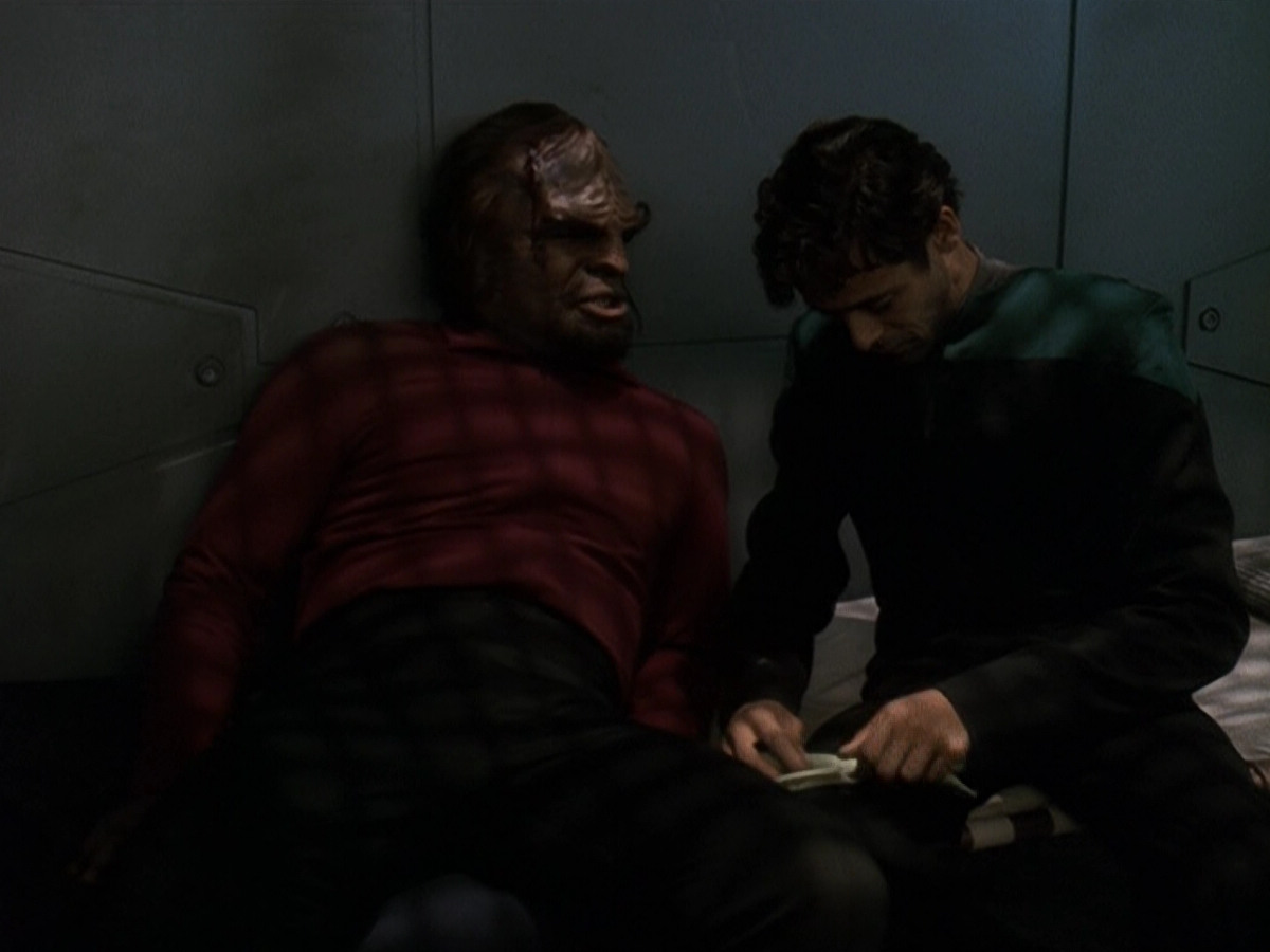 extant_StarTrek_DS9_5x15-ByInfernosLight_02277.jpg