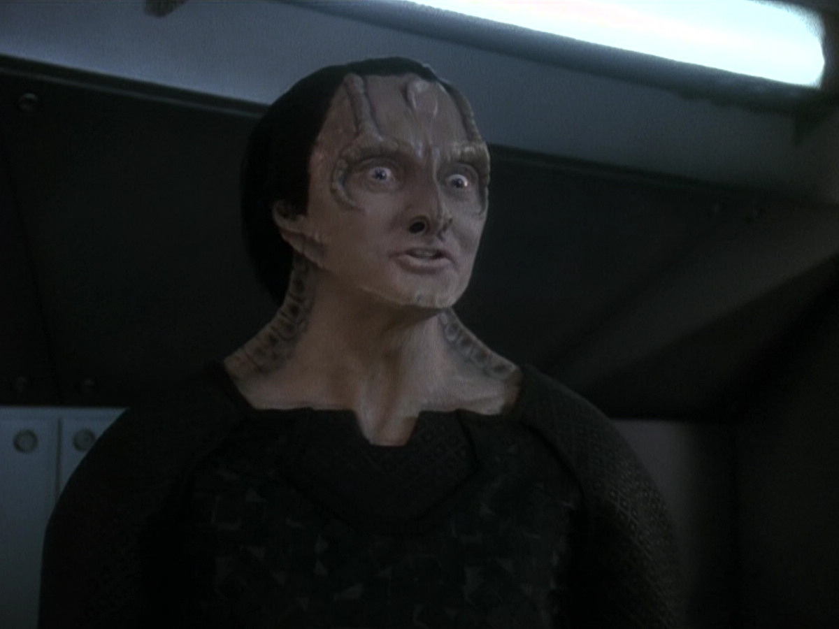 extant_StarTrek_DS9_5x15-ByInfernosLight_02321.jpg