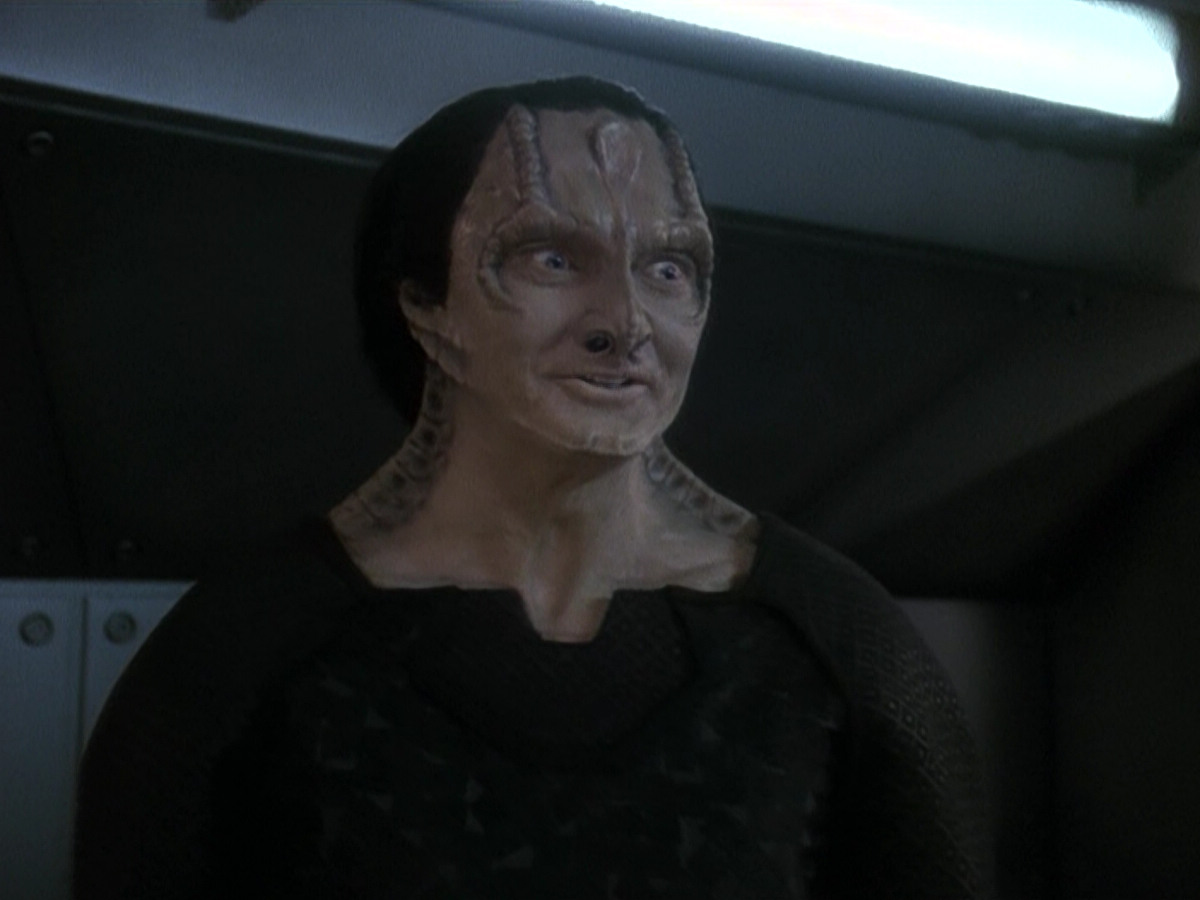 extant_StarTrek_DS9_5x15-ByInfernosLight_02322.jpg