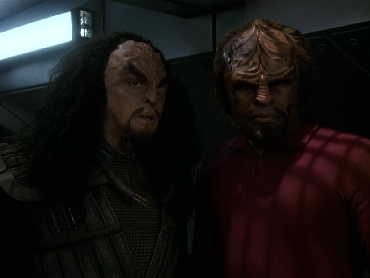 extant_StarTrek_DS9_5x15-ByInfernosLight_02341.jpg