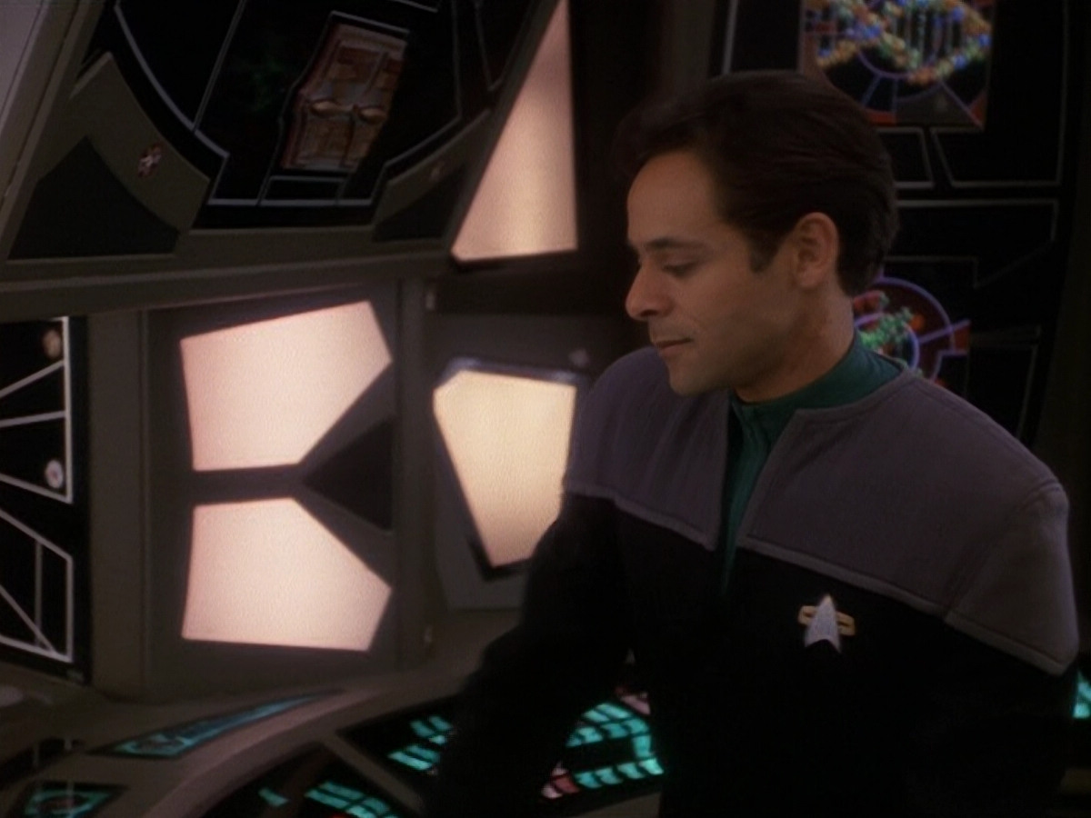 extant_StarTrek_DS9_5x15-ByInfernosLight_02447.jpg