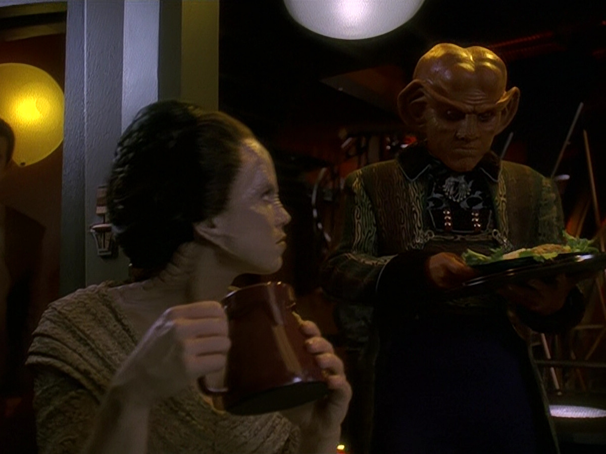 extant_StarTrek_DS9_5x15-ByInfernosLight_02454.jpg