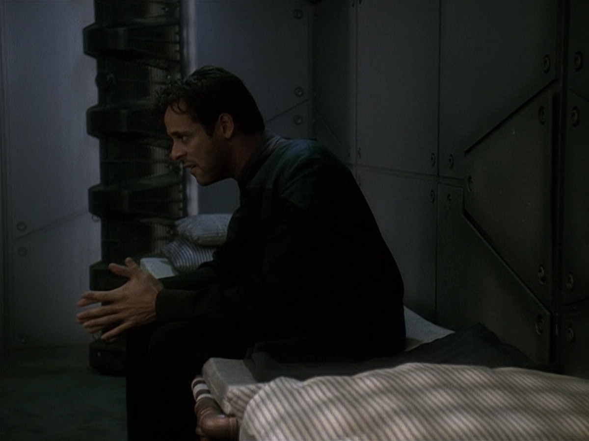 extant_StarTrek_DS9_5x15-ByInfernosLight_02614.jpg