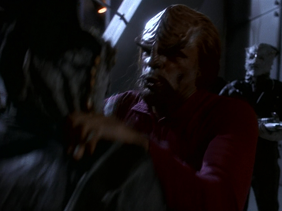 extant_StarTrek_DS9_5x15-ByInfernosLight_02653.jpg