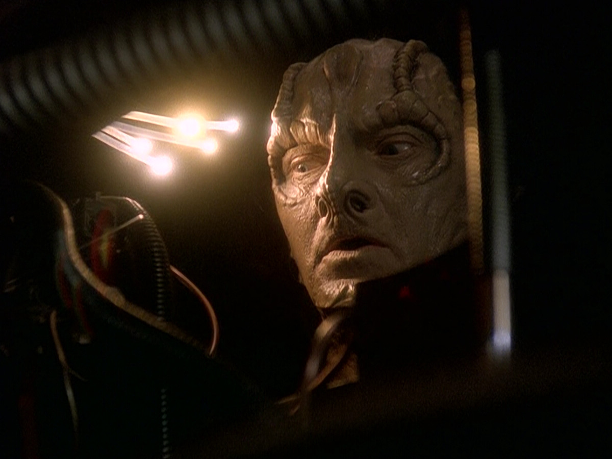 extant_StarTrek_DS9_5x15-ByInfernosLight_02683.jpg