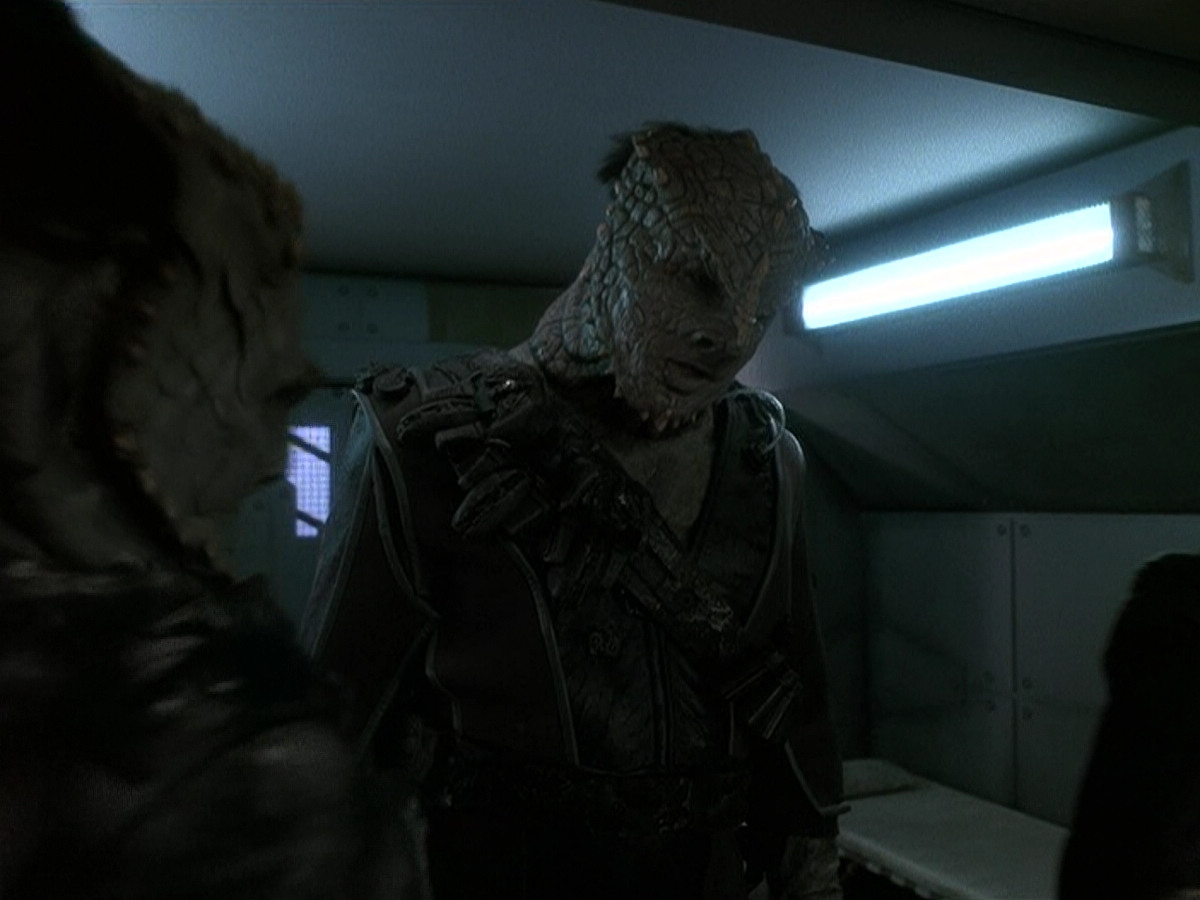 extant_StarTrek_DS9_5x15-ByInfernosLight_02703.jpg