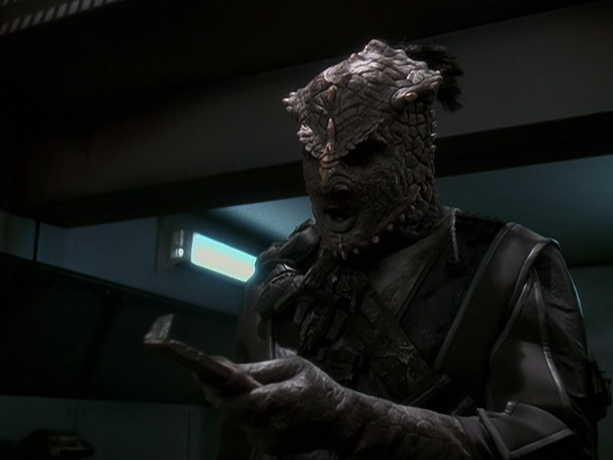 extant_StarTrek_DS9_5x15-ByInfernosLight_02902.jpg