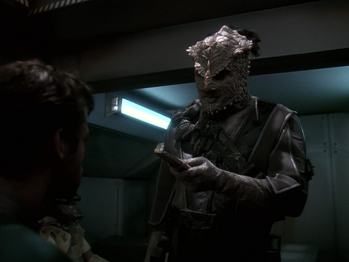 extant_StarTrek_DS9_5x15-ByInfernosLight_02905.jpg