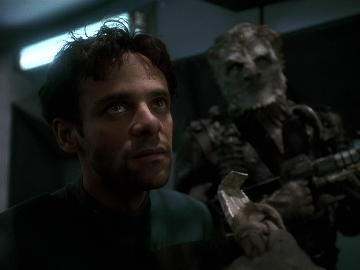 extant_StarTrek_DS9_5x15-ByInfernosLight_02918.jpg