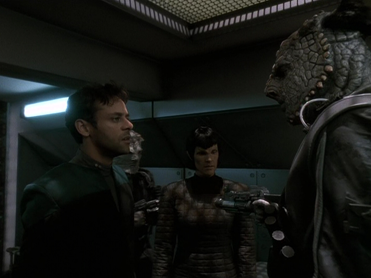 extant_StarTrek_DS9_5x15-ByInfernosLight_02925.jpg