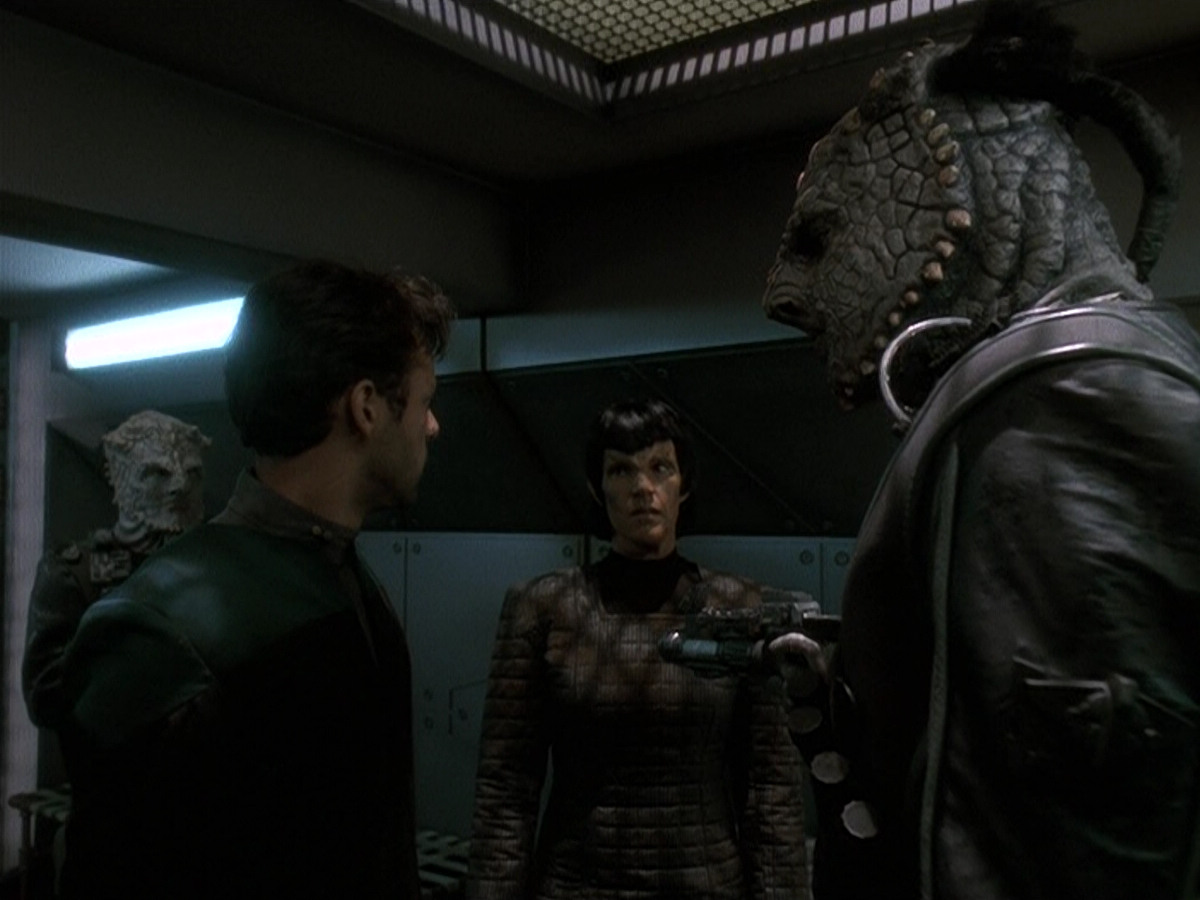 extant_StarTrek_DS9_5x15-ByInfernosLight_02929.jpg