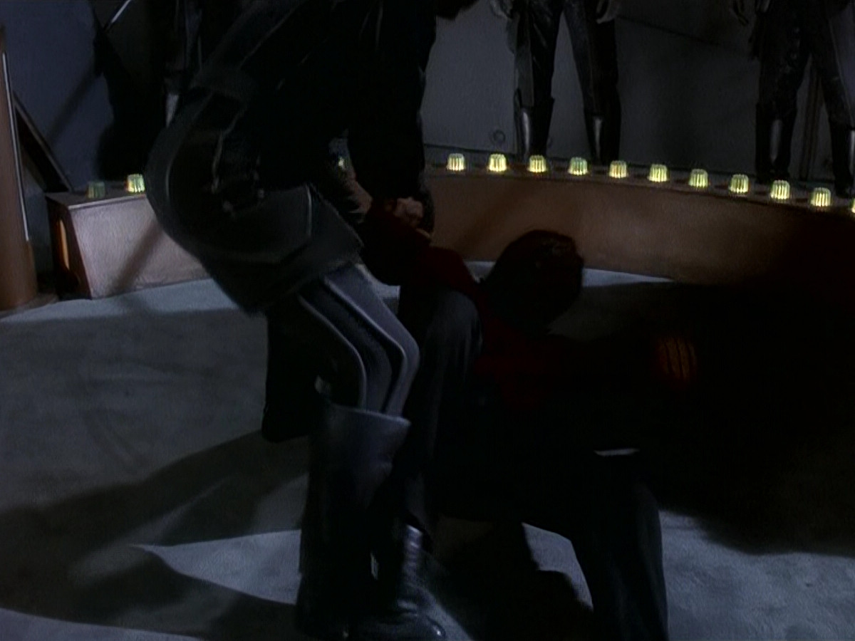 extant_StarTrek_DS9_5x15-ByInfernosLight_02955.jpg