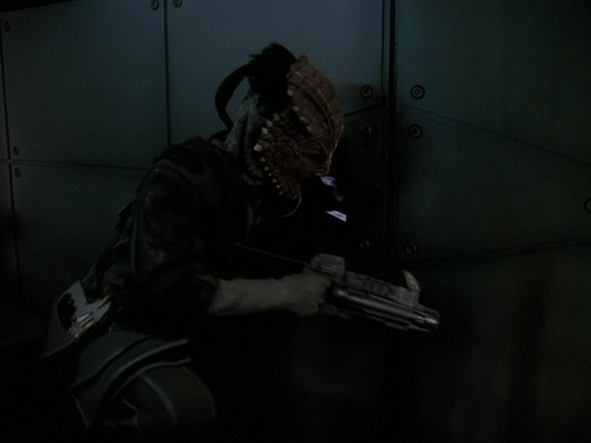 extant_StarTrek_DS9_5x15-ByInfernosLight_03019.jpg