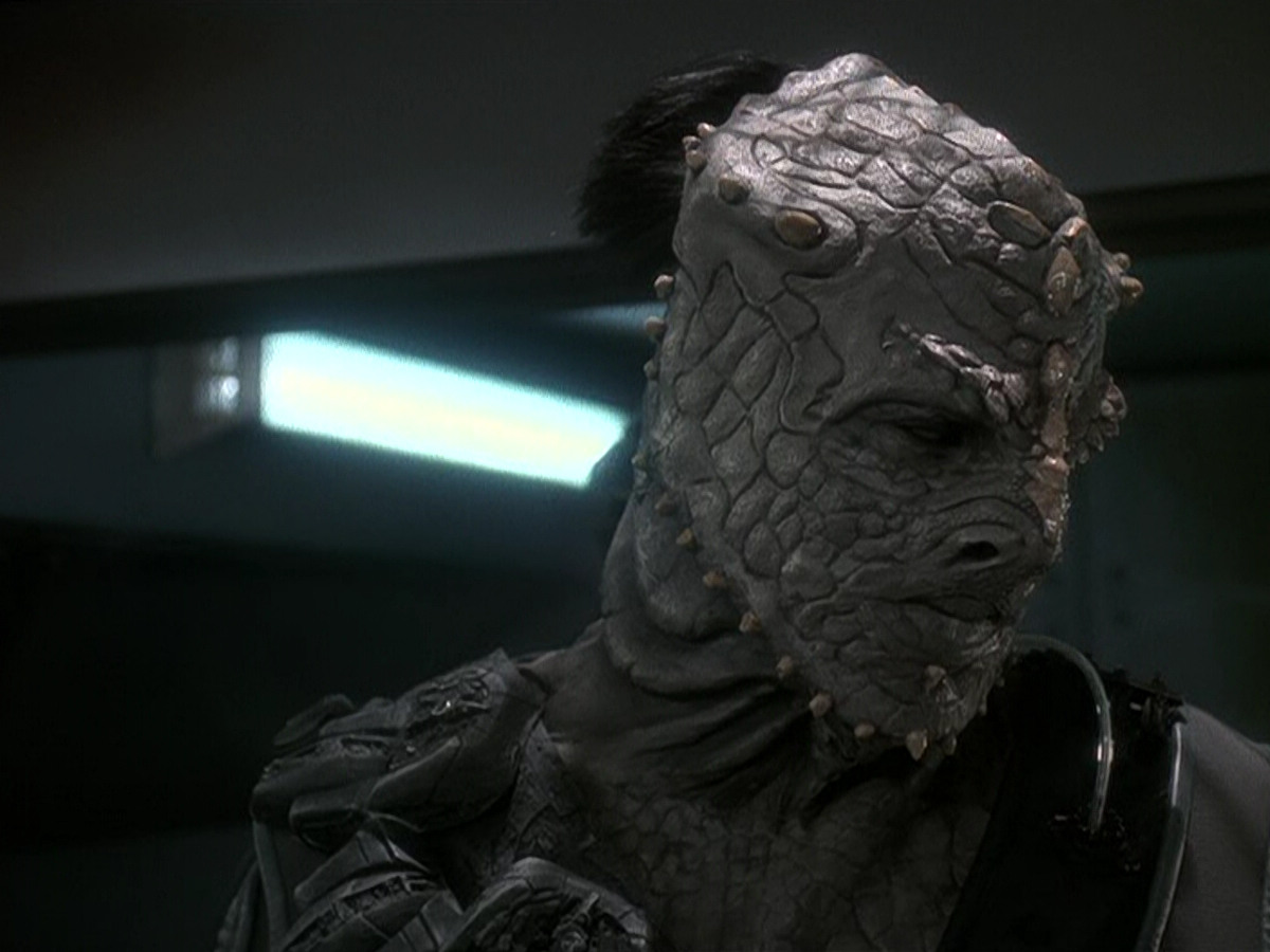 extant_StarTrek_DS9_5x15-ByInfernosLight_03034.jpg