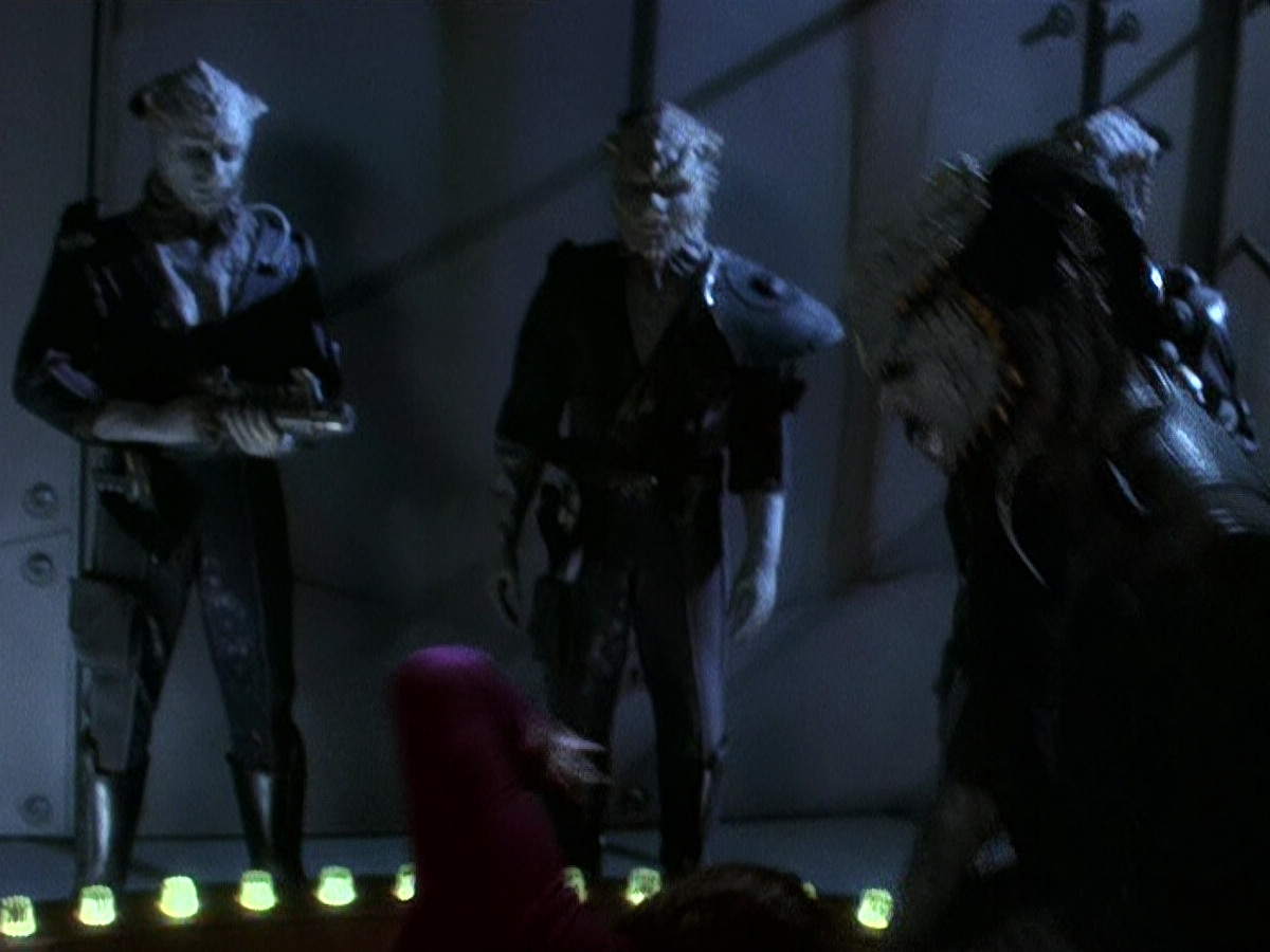 extant_StarTrek_DS9_5x15-ByInfernosLight_03094.jpg