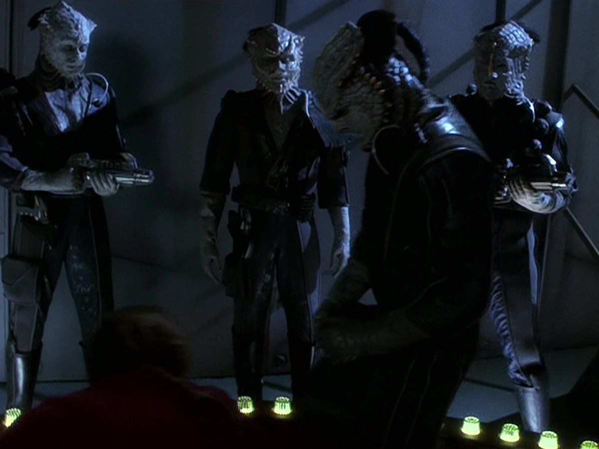extant_StarTrek_DS9_5x15-ByInfernosLight_03095.jpg