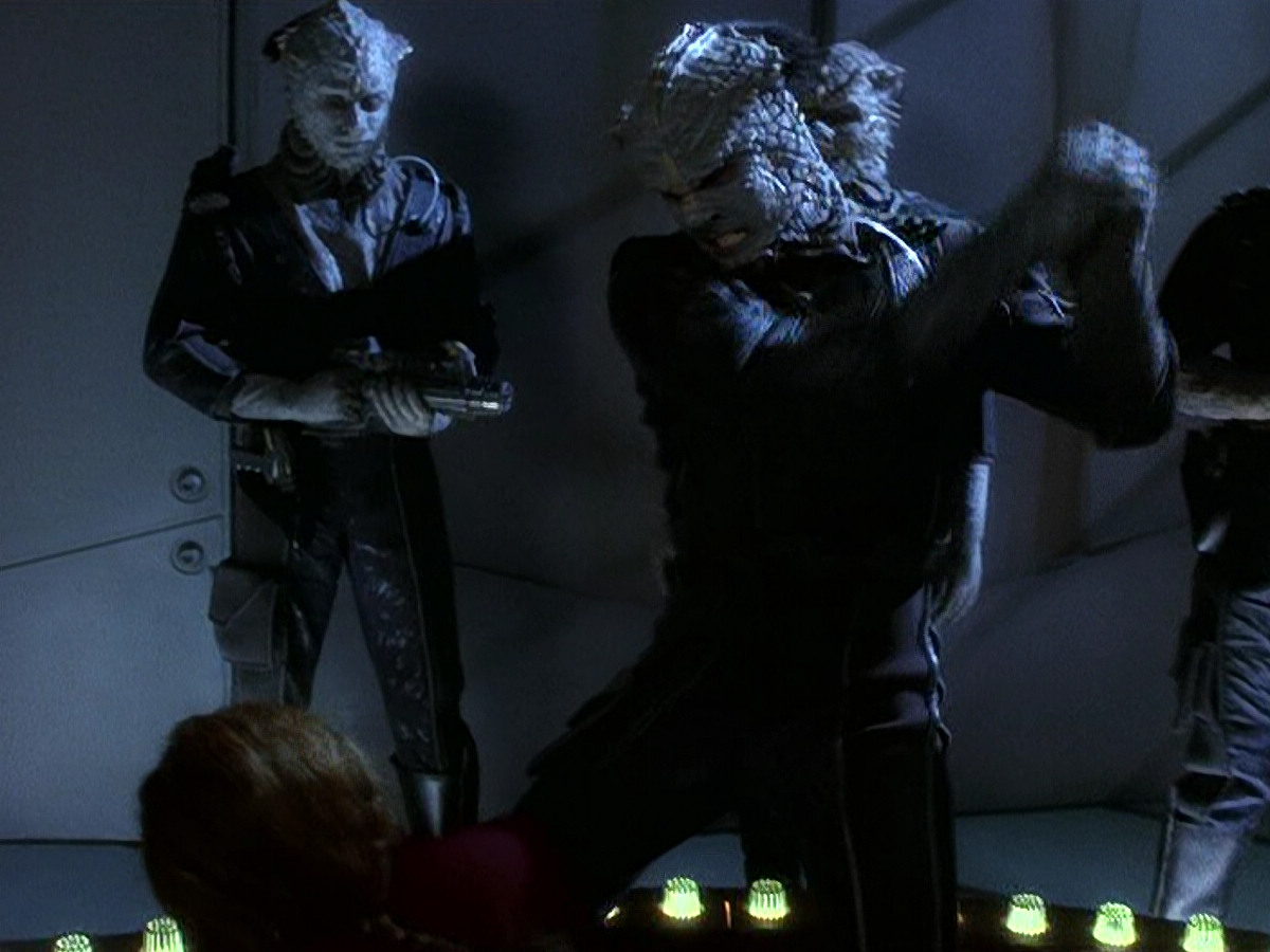 extant_StarTrek_DS9_5x15-ByInfernosLight_03096.jpg