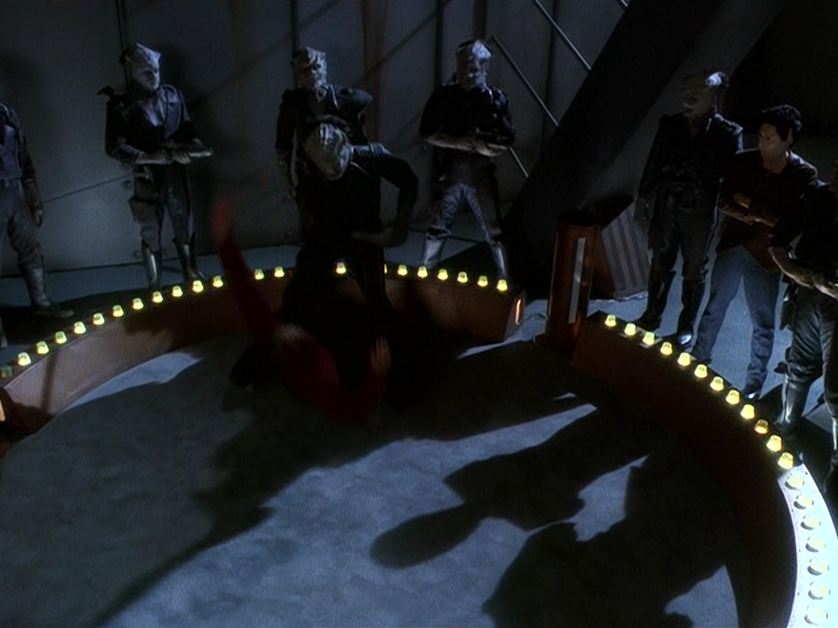 extant_StarTrek_DS9_5x15-ByInfernosLight_03099.jpg